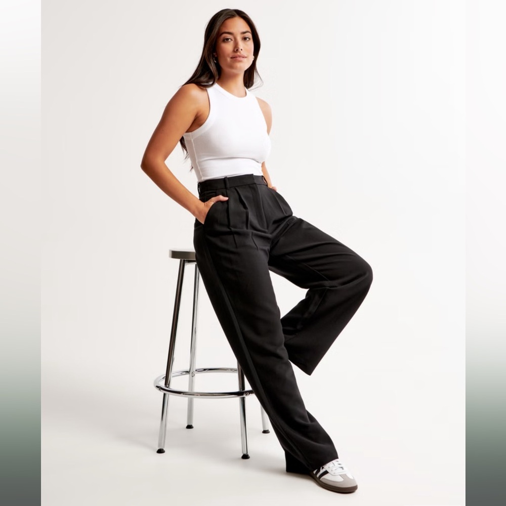 Abercrombie Curve Love Sloane Tailored Wide Leg Pant